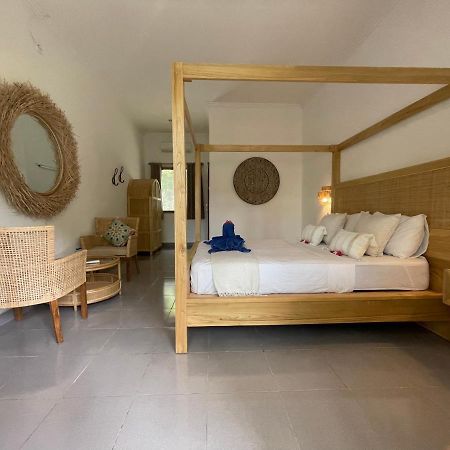 Blue Emocean Dive Resort Moyo Island 外观 照片