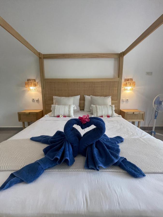Blue Emocean Dive Resort Moyo Island 外观 照片