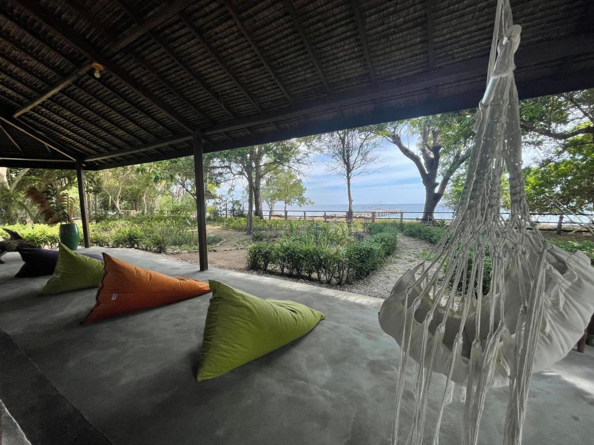 Blue Emocean Dive Resort Moyo Island 外观 照片